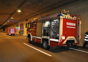 2019-11-15 18.40.56 2019-11-15 18.40.56